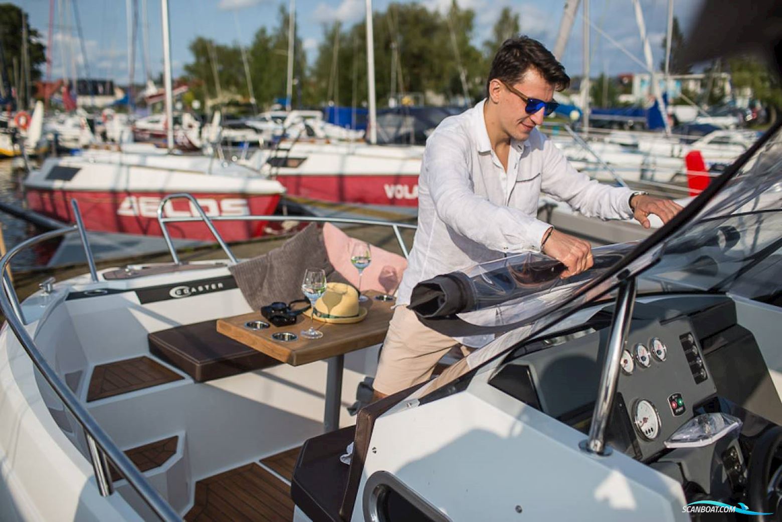 Coaster 640 SC - Yamaha F100