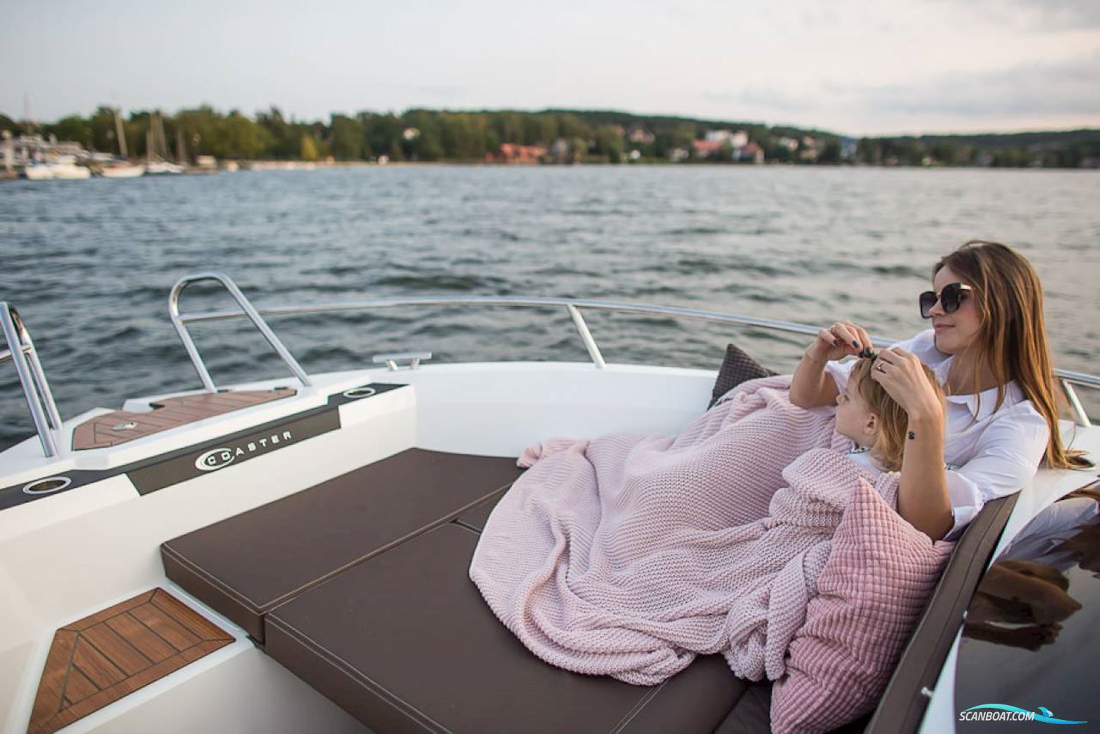 Coaster 640 SC - Yamaha F100