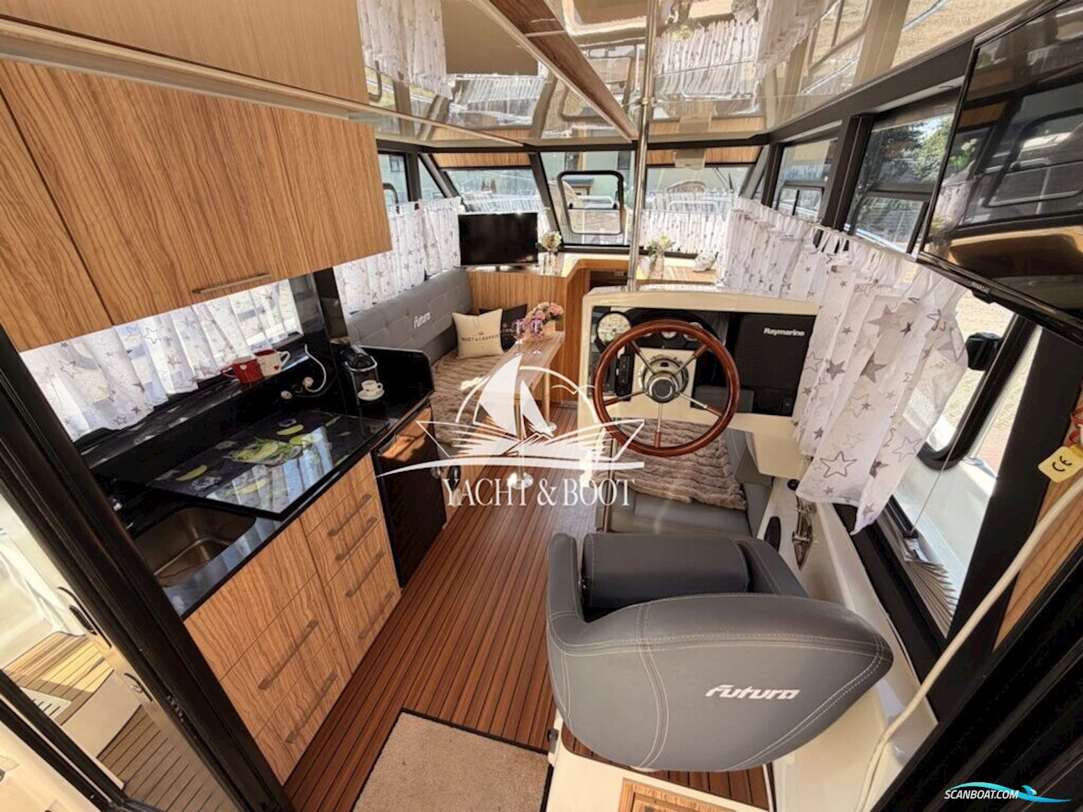 COBRA YACHTS FUTURA 40