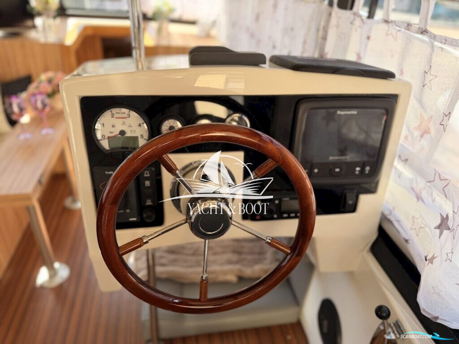 COBRA YACHTS FUTURA 40