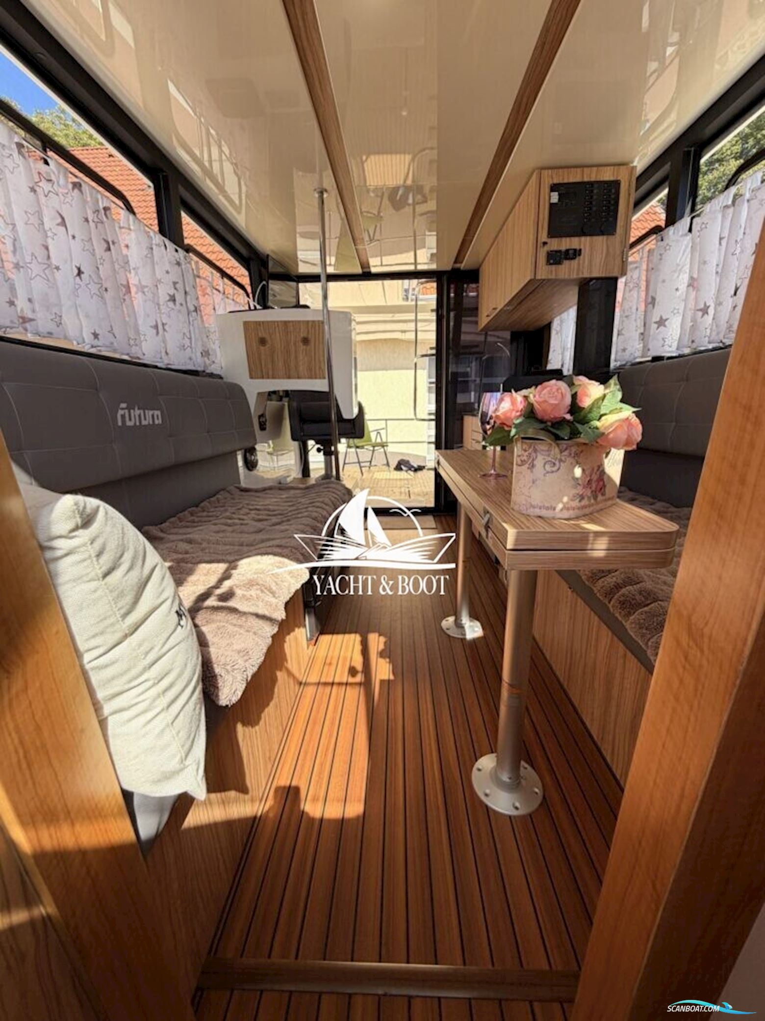 COBRA YACHTS FUTURA 40