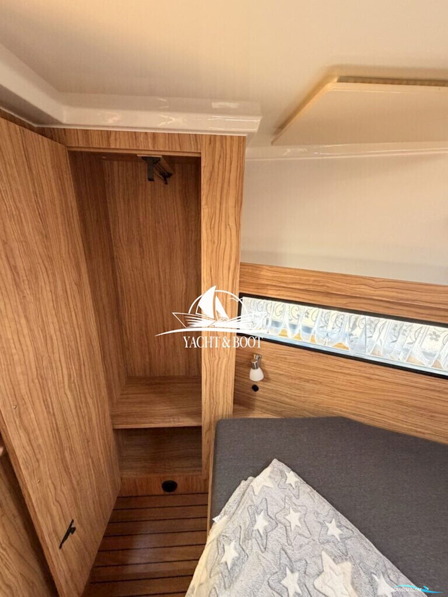 COBRA YACHTS FUTURA 40