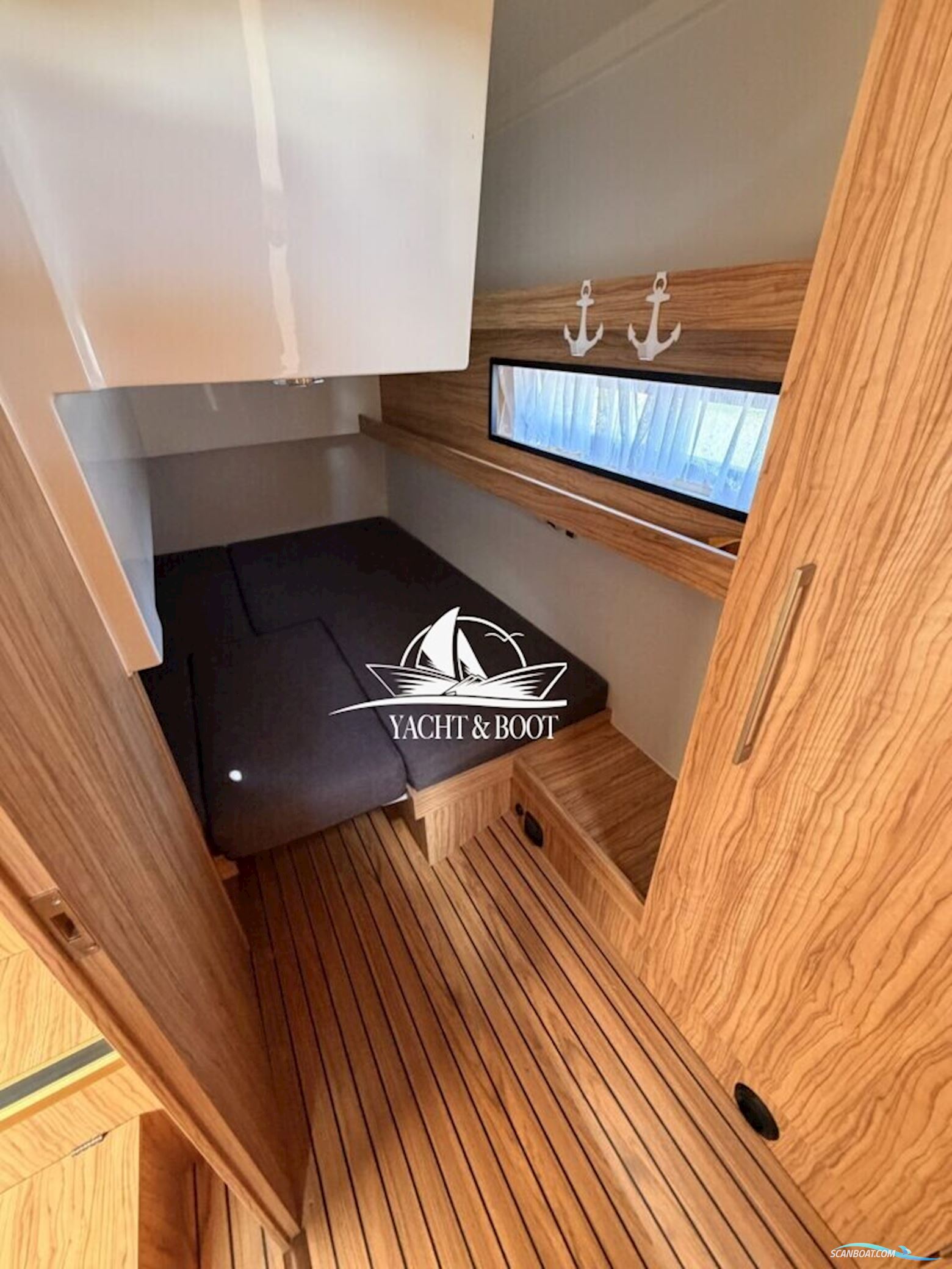 COBRA YACHTS FUTURA 40