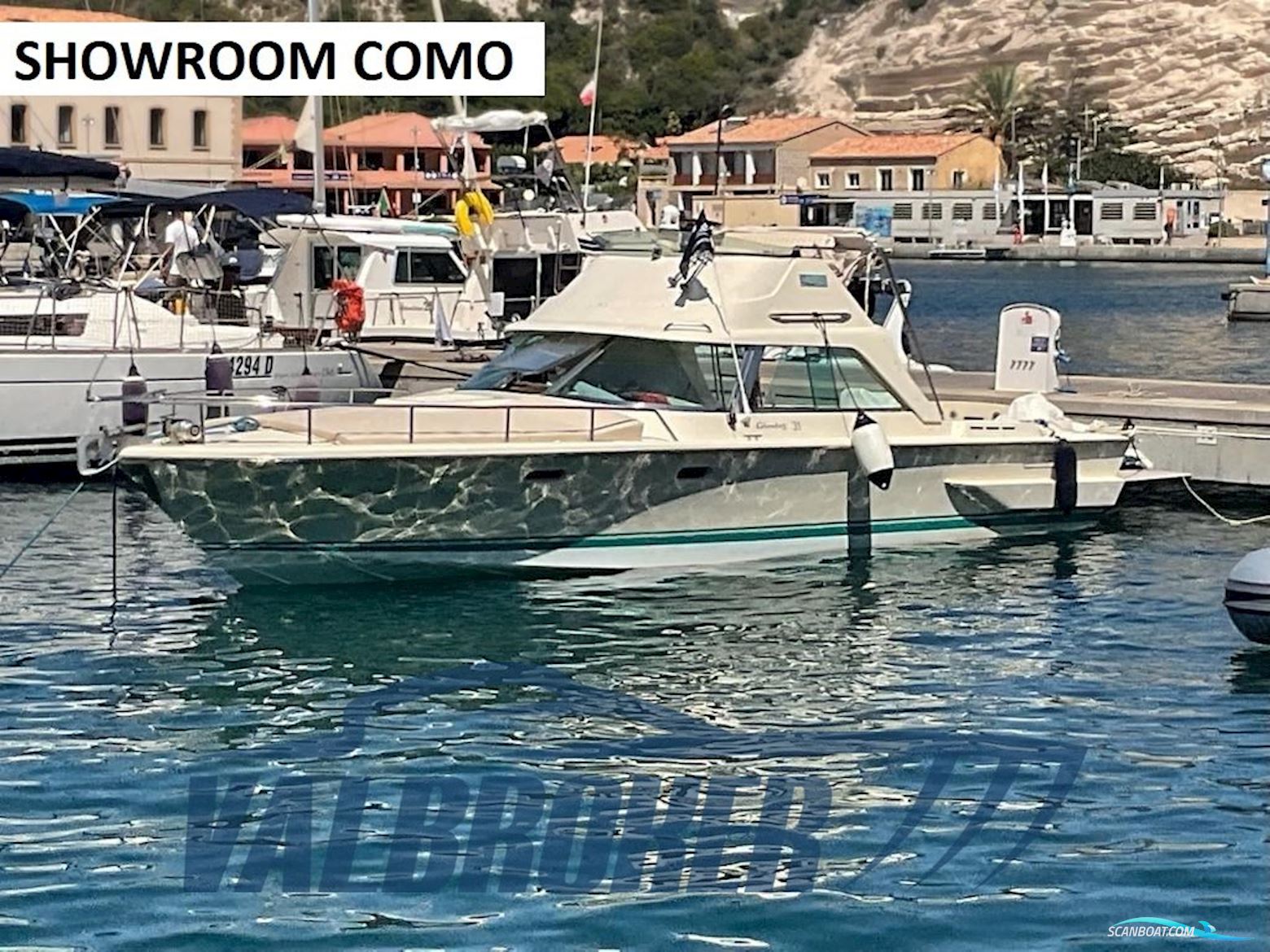 Colombo Sport Fisherman 31 Motorboat 1987, with Volvo Penta 5.7 Gsi engine, Italy