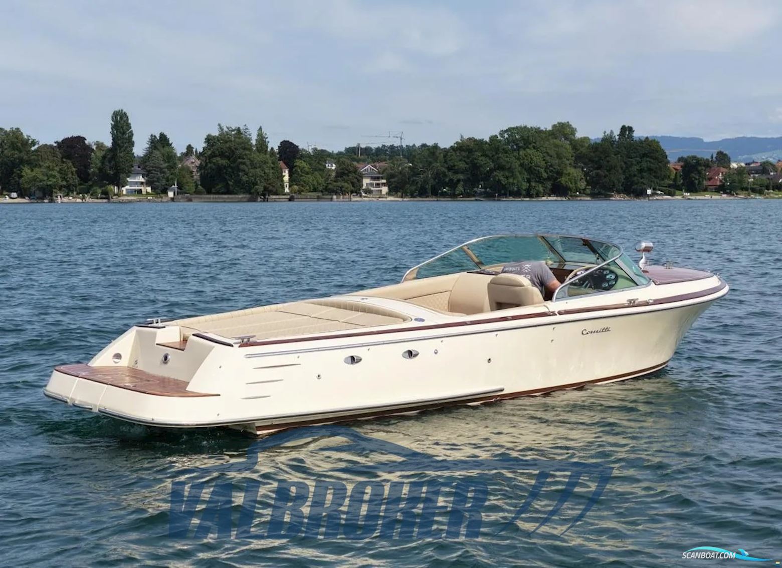 Comitti Wooden Boats Venezia 25 Classic Mahogany