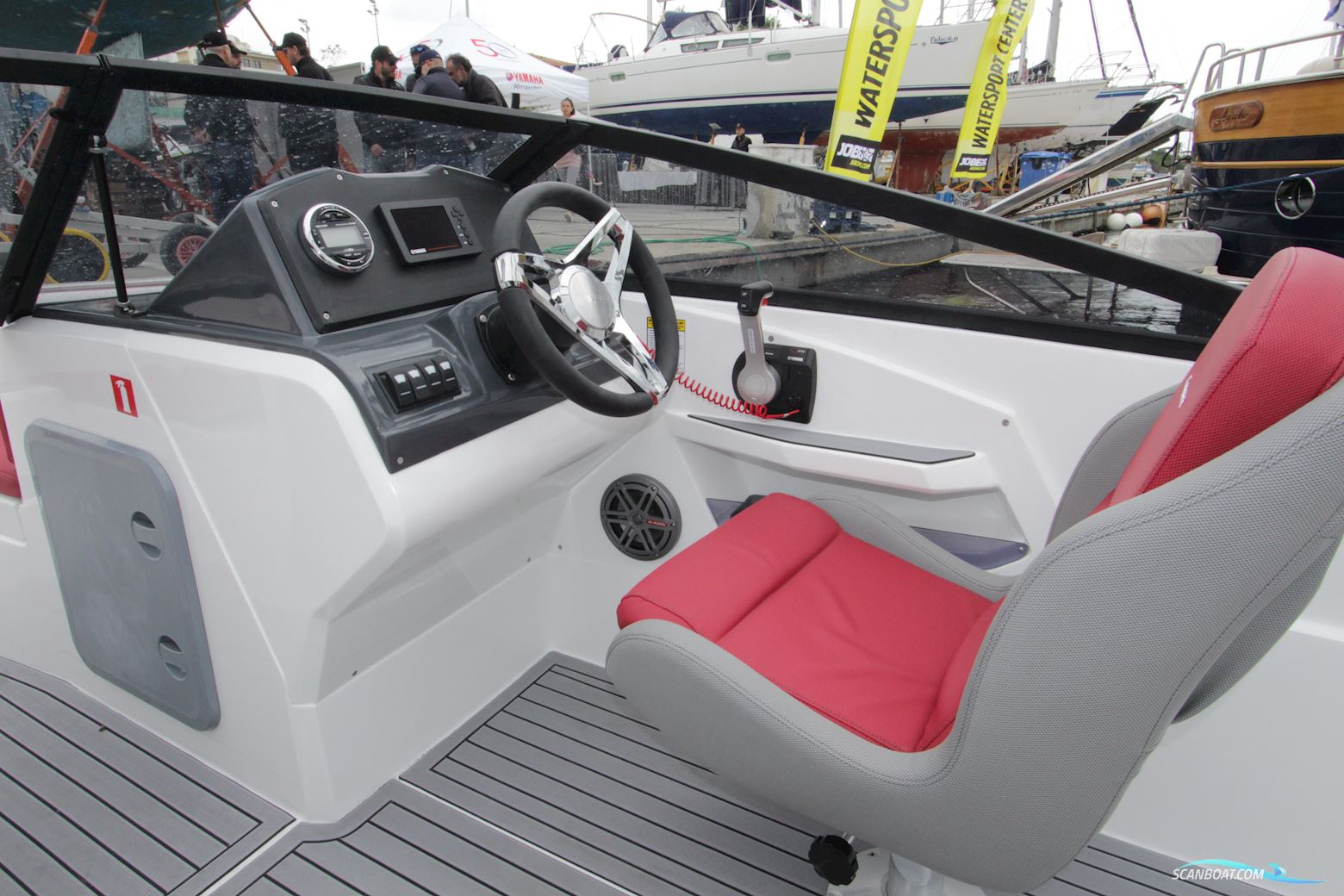 Compass 190 BR Med Mercury F150