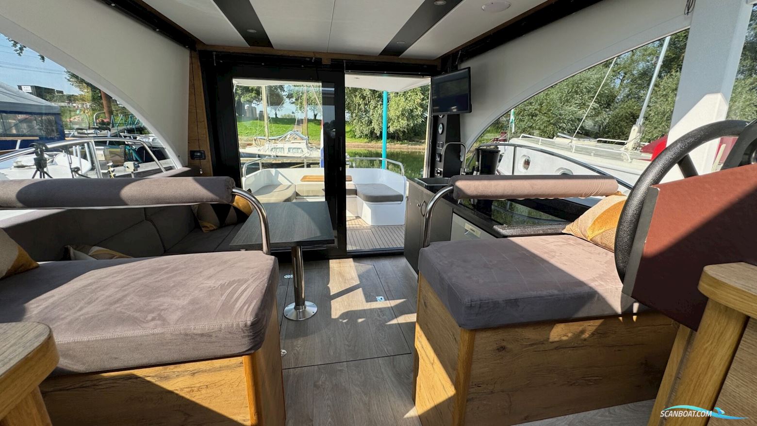 Concordia 110 Sedan Paviljoen