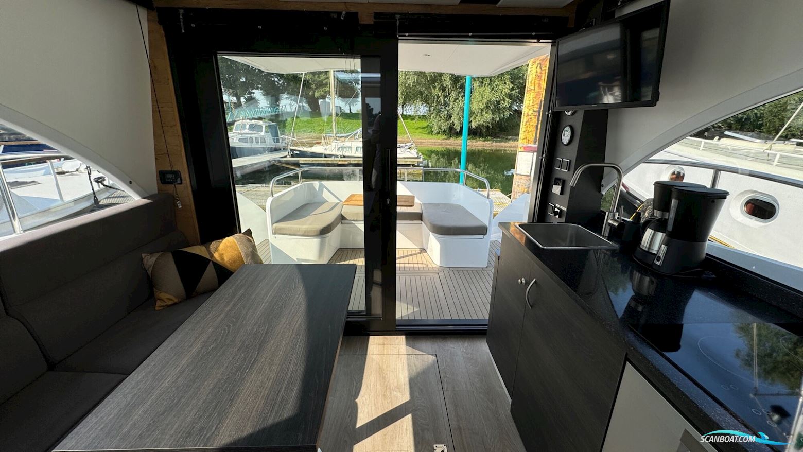 Concordia 110 Sedan Paviljoen