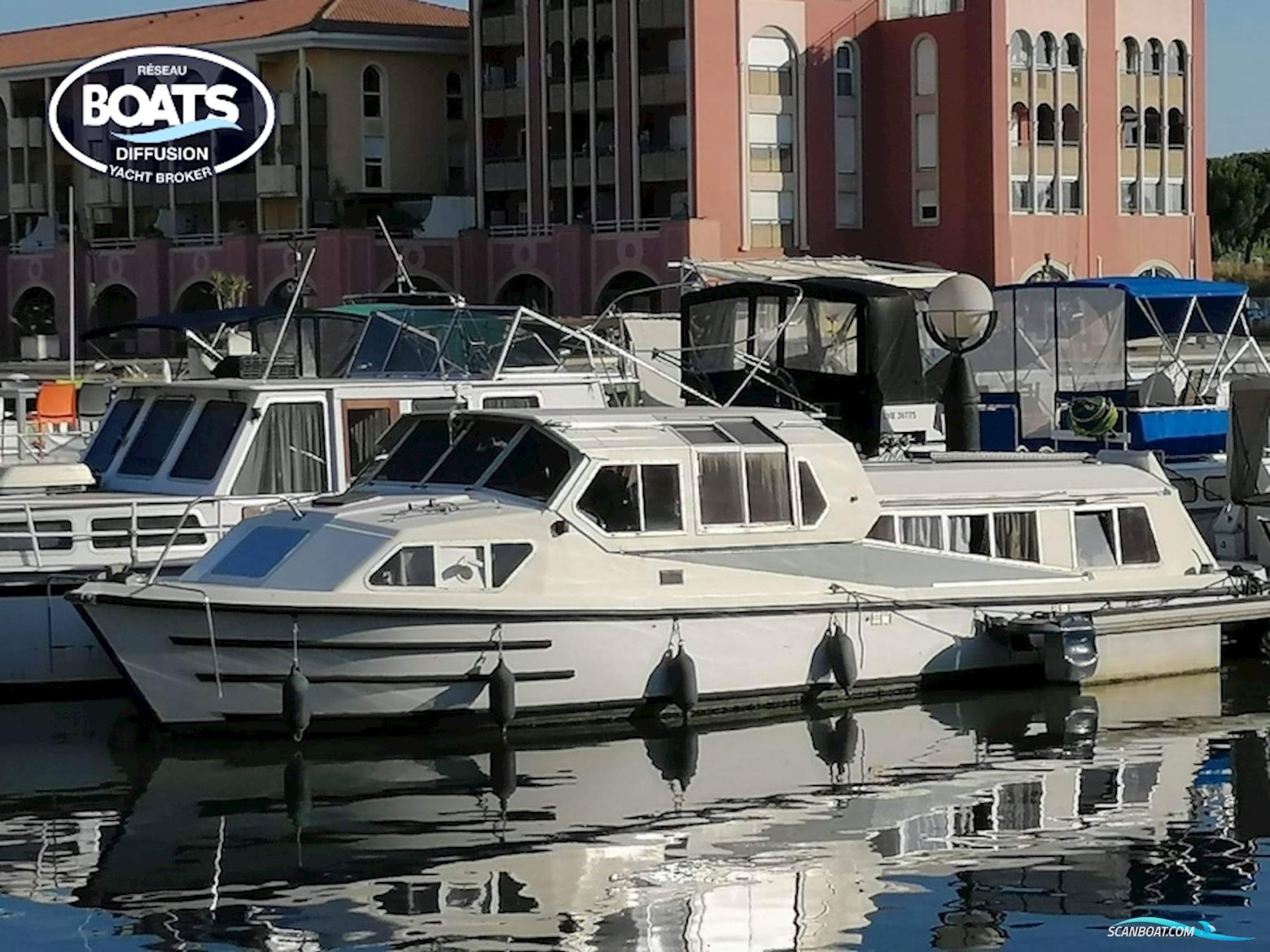 Connoisseur PENICHETTE JAMAICA 12.20 Motorboat 1991, with NANNI engine, France
