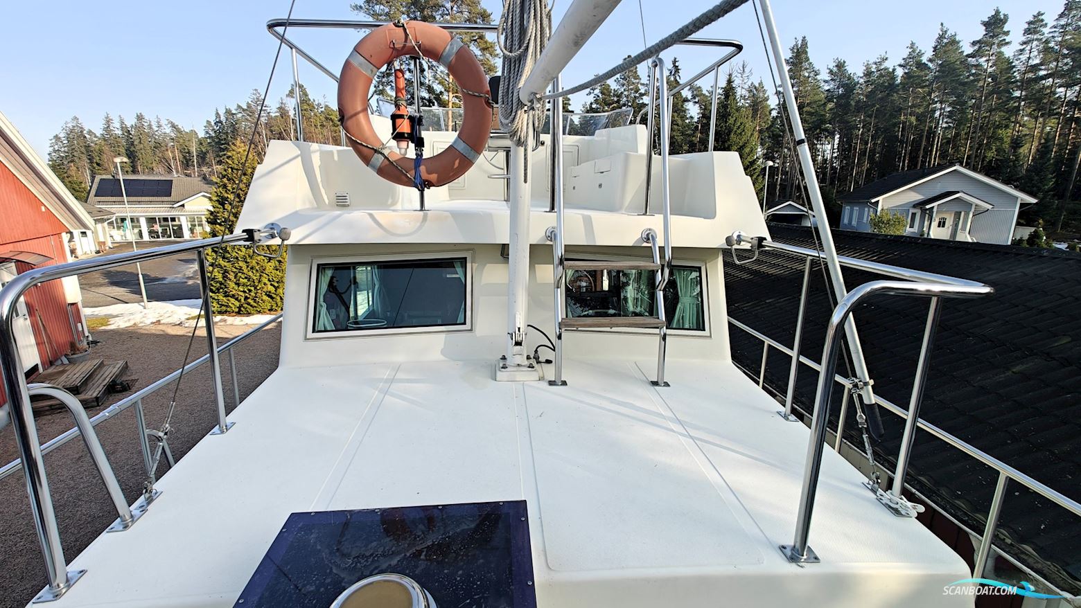 Coral Bay 34