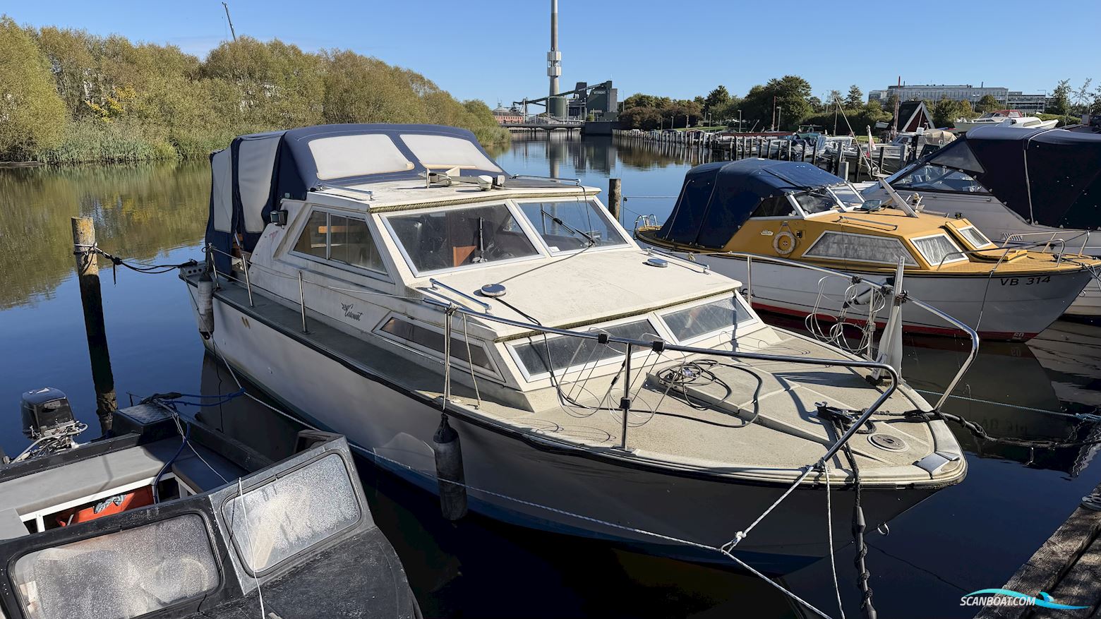Coronet 26 Family