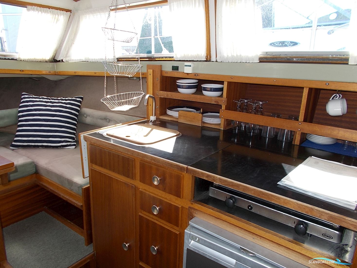 Coronet 31 Aft Cabin