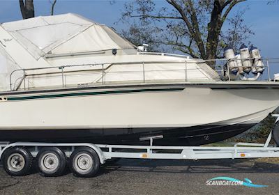 Coronet 32 Commander Wing Motorboat 1979, with Volvo Penta AQ 5,7 Gi engine, Austria