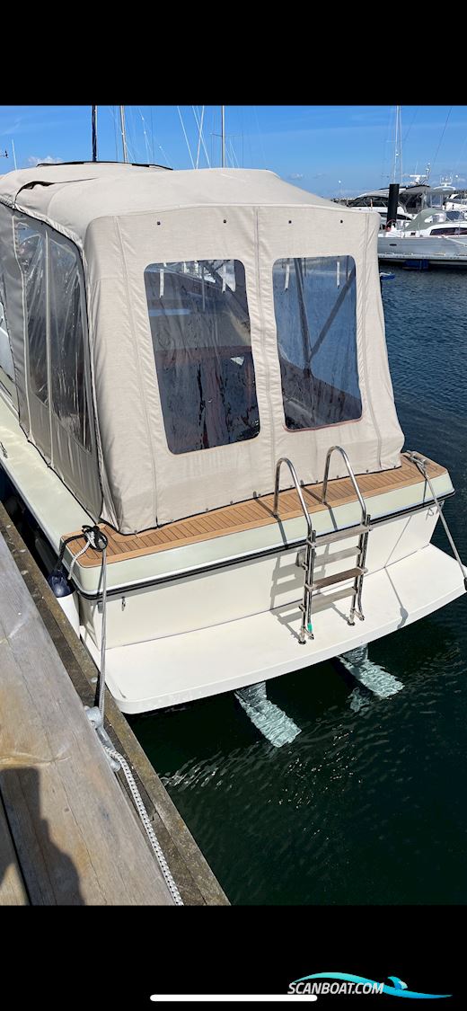 Coronet 32 Oceanfarer