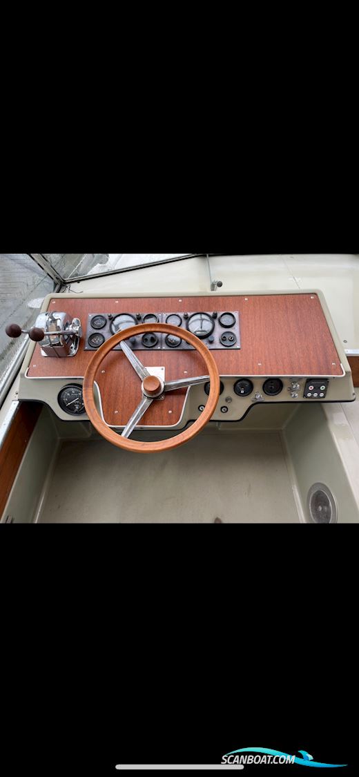 Coronet 32 Oceanfarer