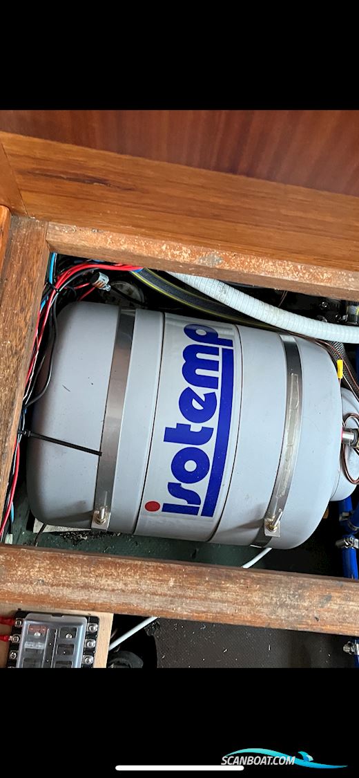 Coronet 32 Oceanfarer