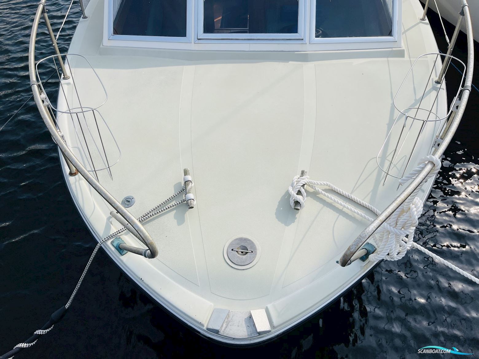 Coronet 32 Oceanfarer