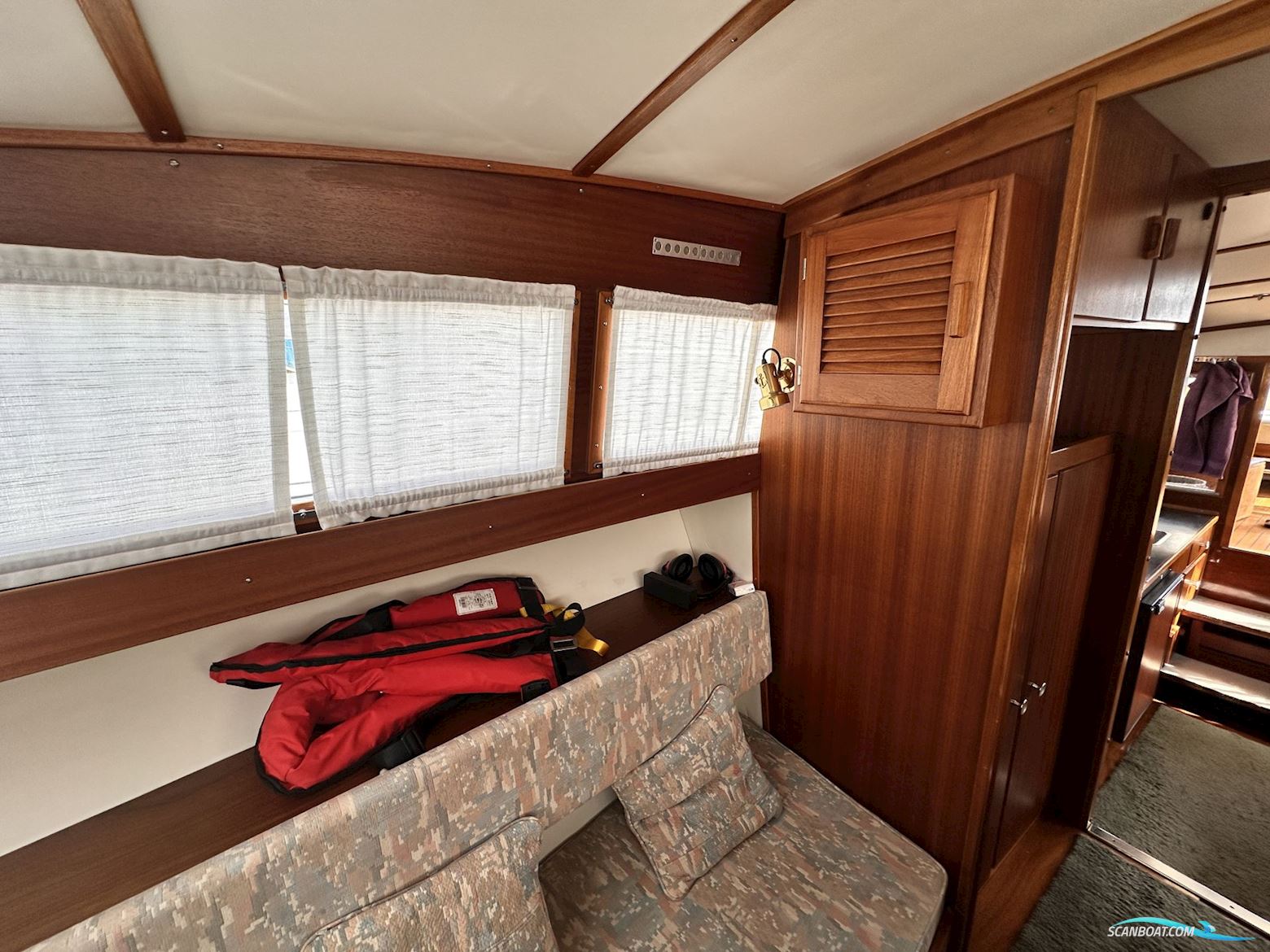 Coronet 32 Oceanfarer