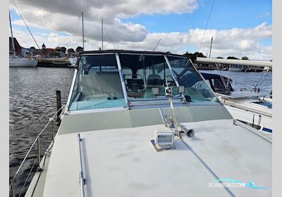 Coronet 32 Oceanfarer Motorboat 1972, with Ford engine, Denmark