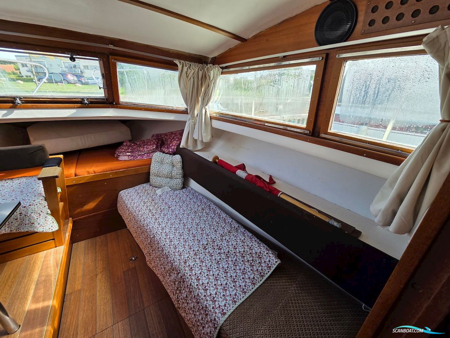 Coronet 32 Oceanfarer