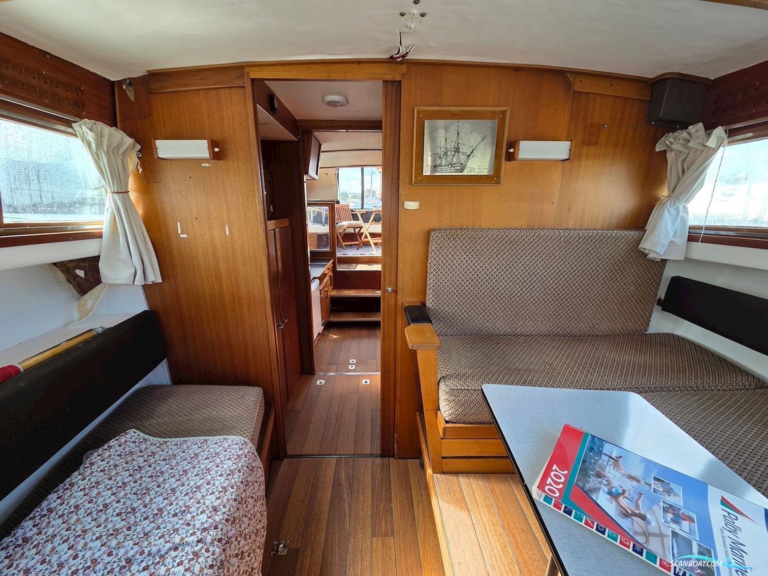 Coronet 32 Oceanfarer