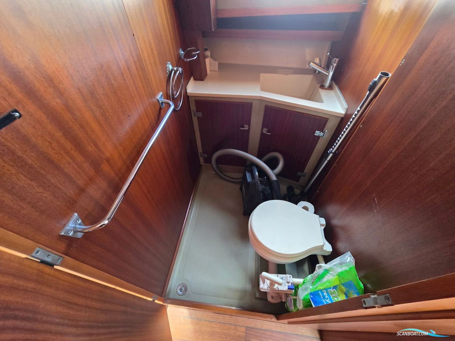 Coronet 32 Oceanfarer