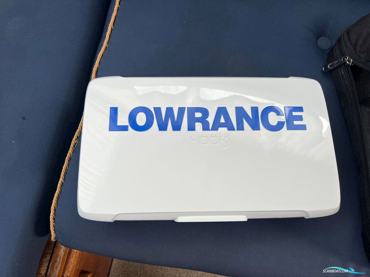 Coronet De Luxe 24 Cabin