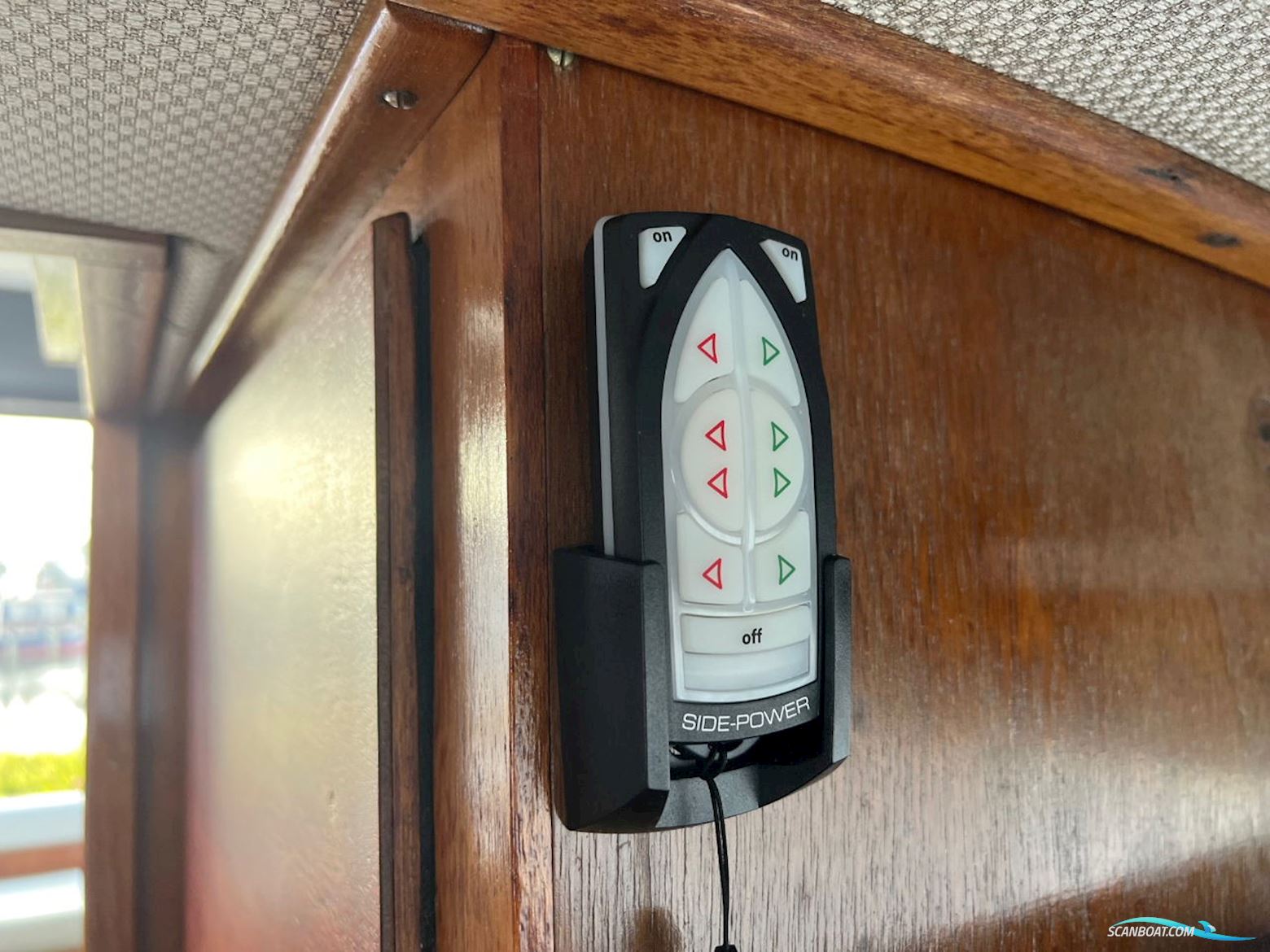 Coronet De Luxe 24 Cabin