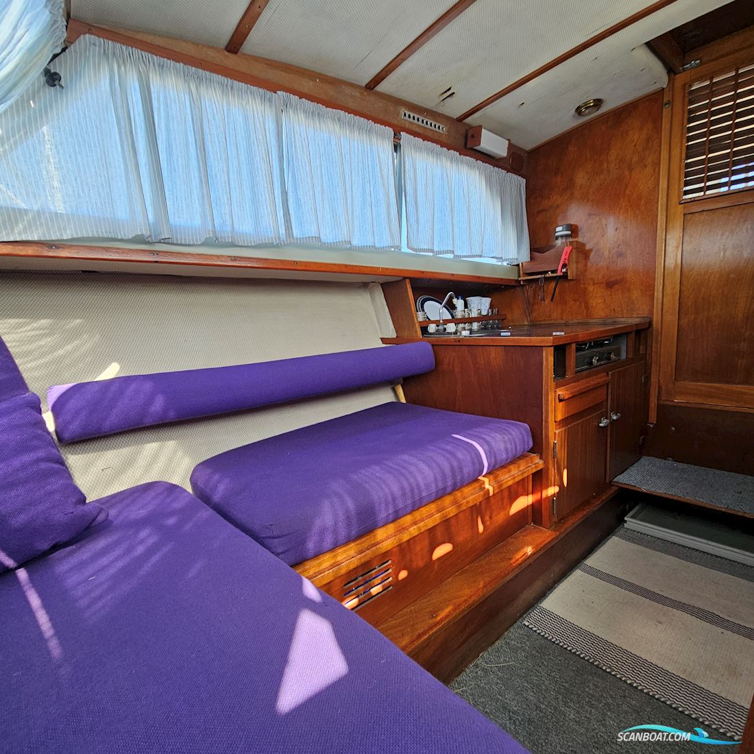 Coronet De Luxe 24 Cabin, Special Kun nu i April Nyere Mercury Motor