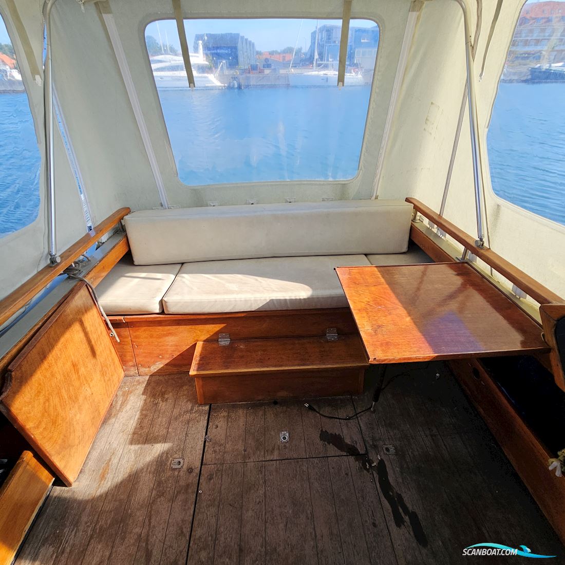 Coronet De Luxe 24 Cabin, Special Tilbud kun nu i April Nyere Mercury Motor