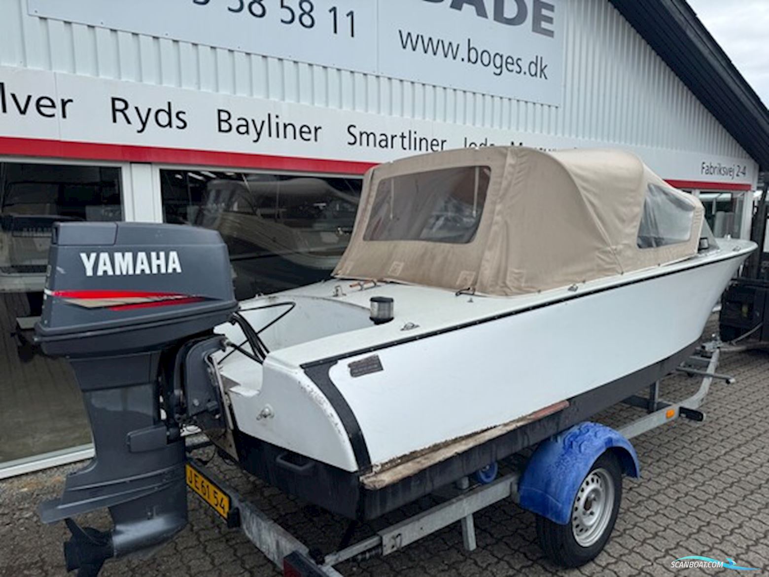 Coronett Cabrina 17 Runabout - Dansk Bygget Classic Boat Med 90 hk Yamaha 3-Cylinder 2-Takt