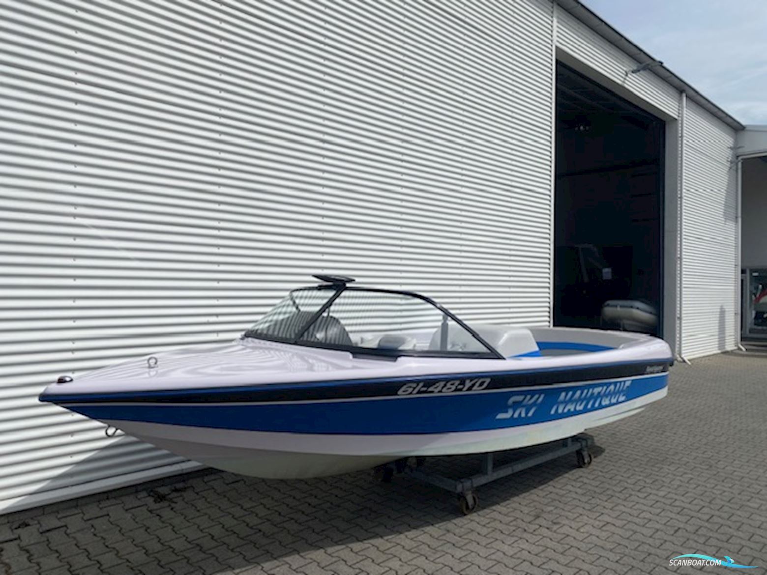 Correct Craft Ski Nautique 196