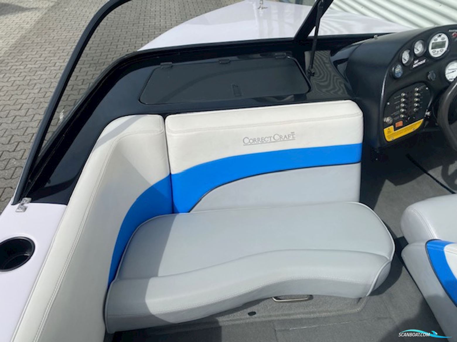 Correct Craft Ski Nautique 196