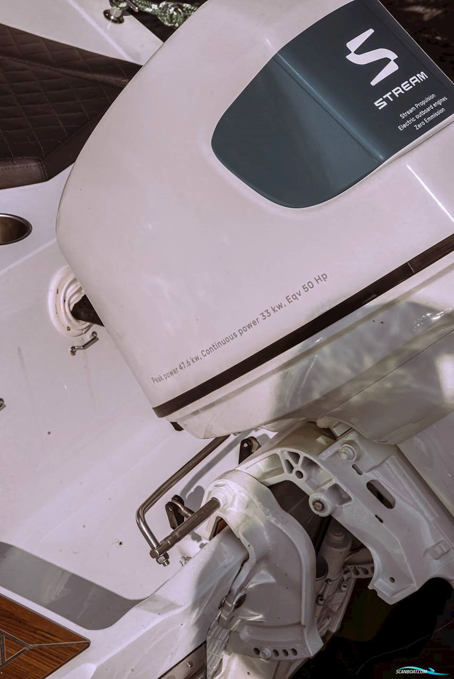 Corsiva 505 New Age - 25 HK Yamaha/Udstyr