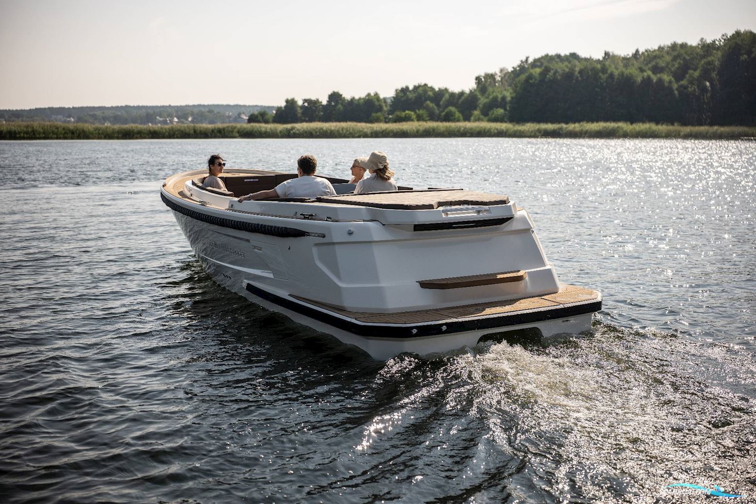 Corsiva 800 Tender - 40 HK Yamaha/Udstyr