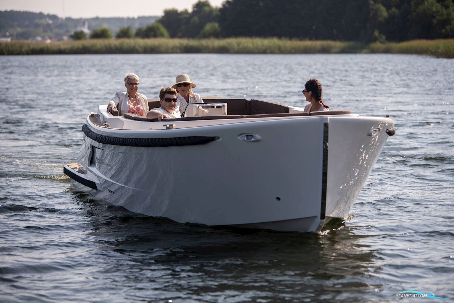 Corsiva 800 Tender - 40 HK Yamaha/Udstyr