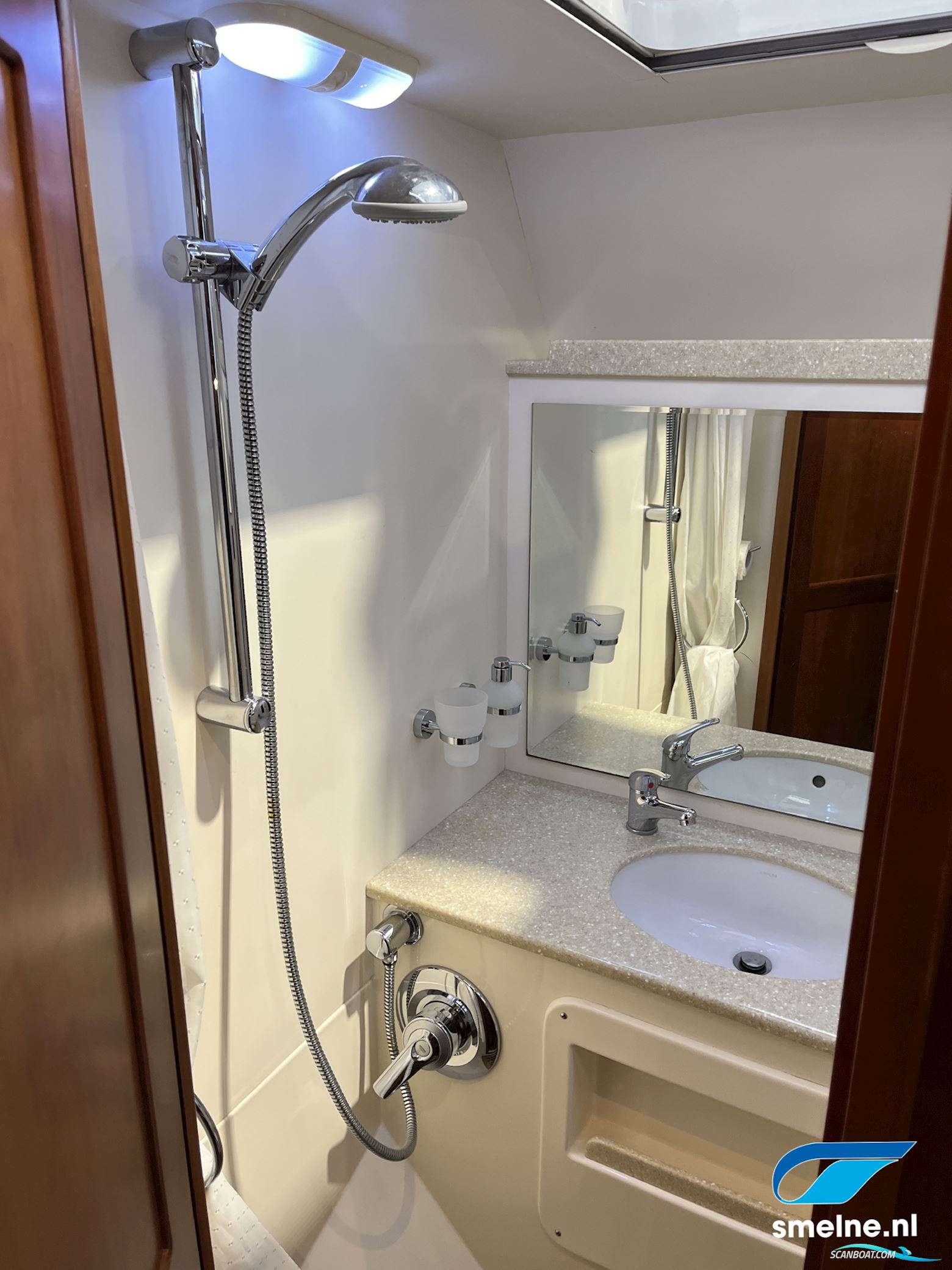 Corvette Cruisers 340