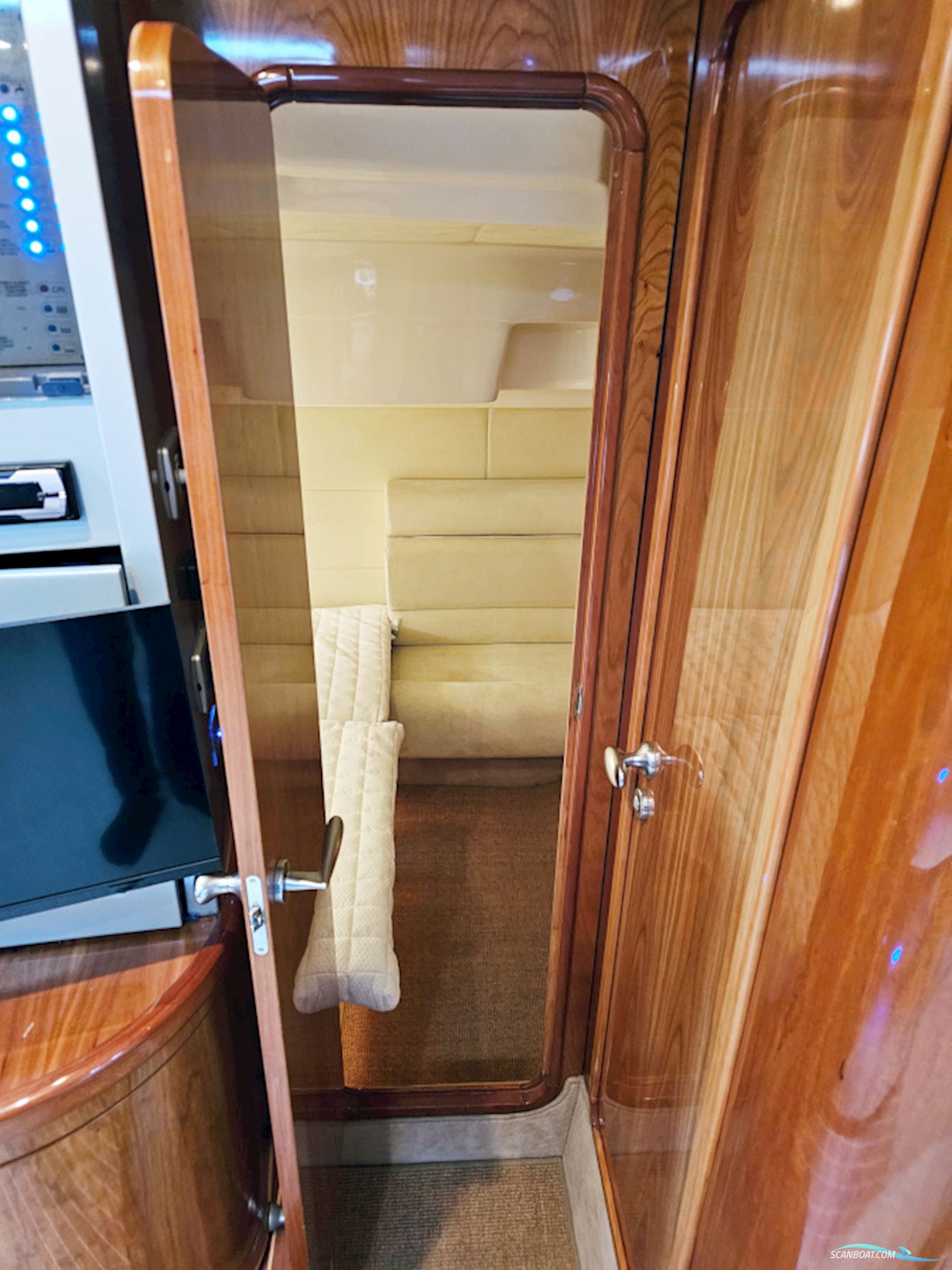 Cranchi 47 HT Volvo Penta D9-575 EVC