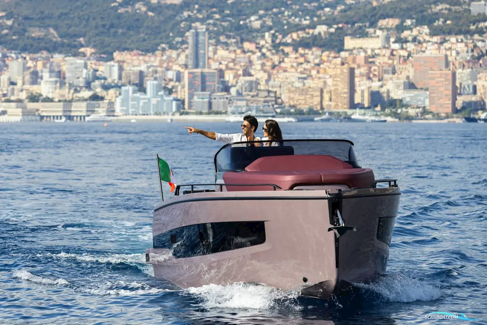 Cranchi A32 LT - New Preorder Fra