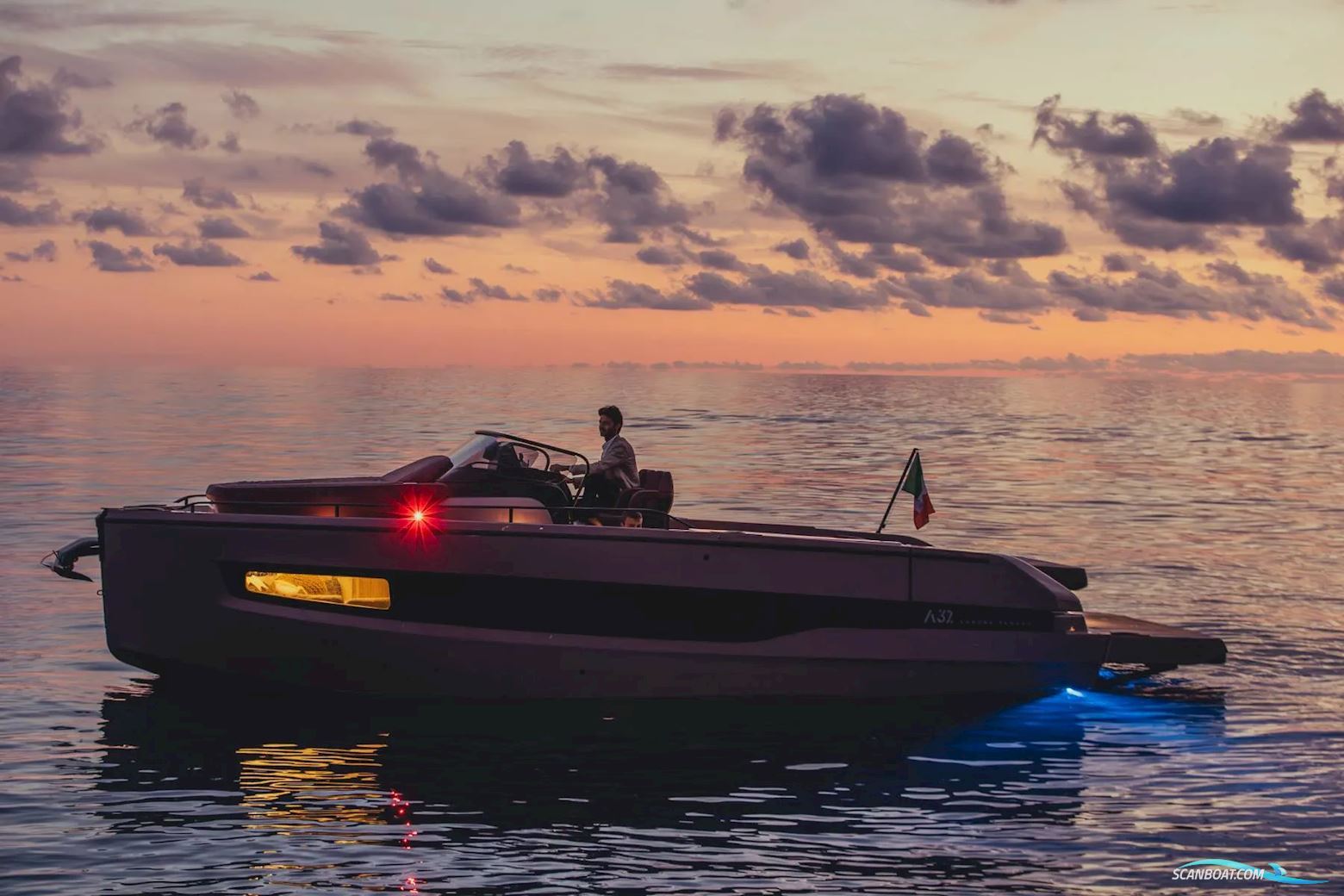 Cranchi A32 LT - New Preorder Fra