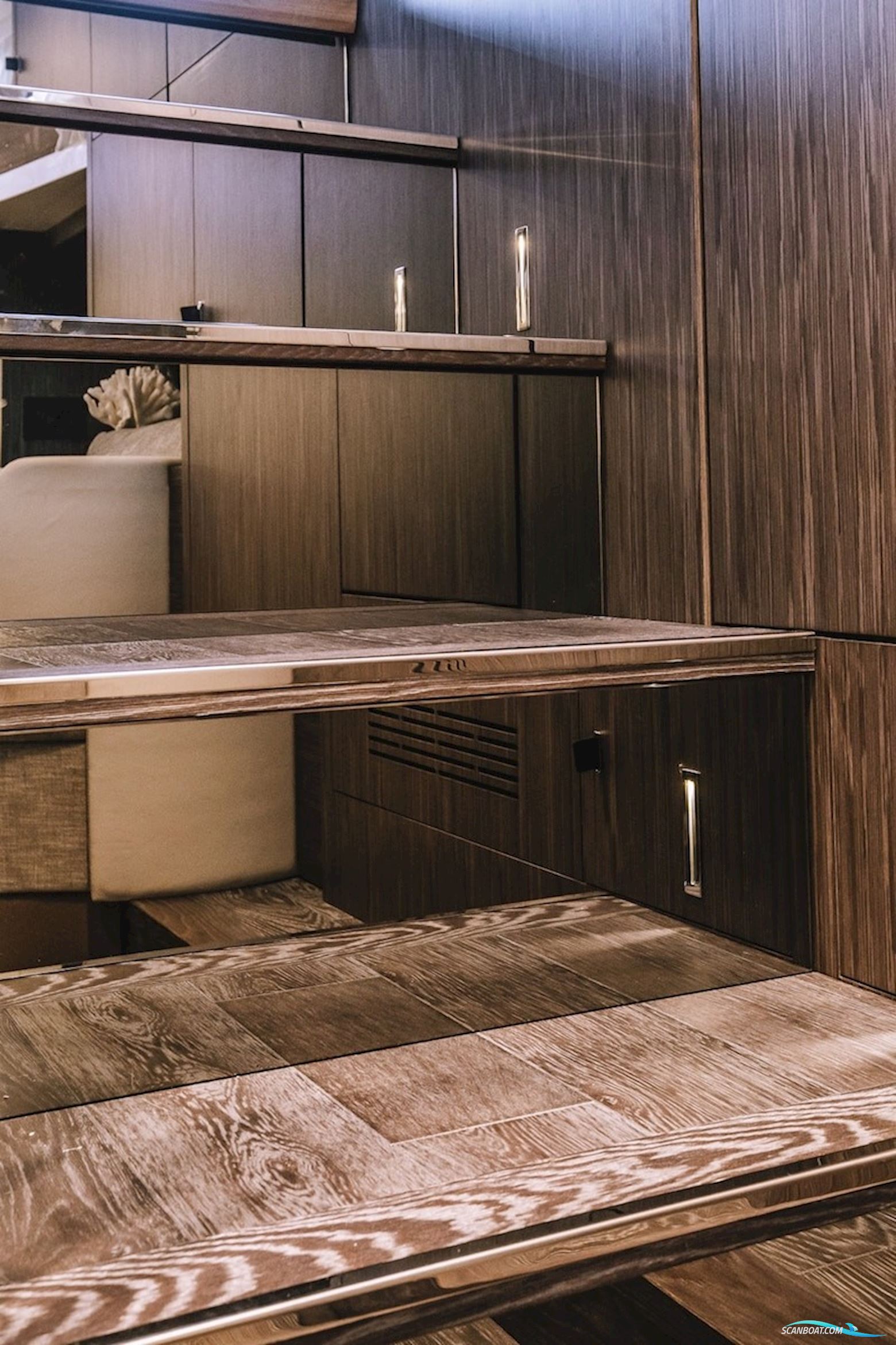 Cranchi A46 LT - Preorder fra