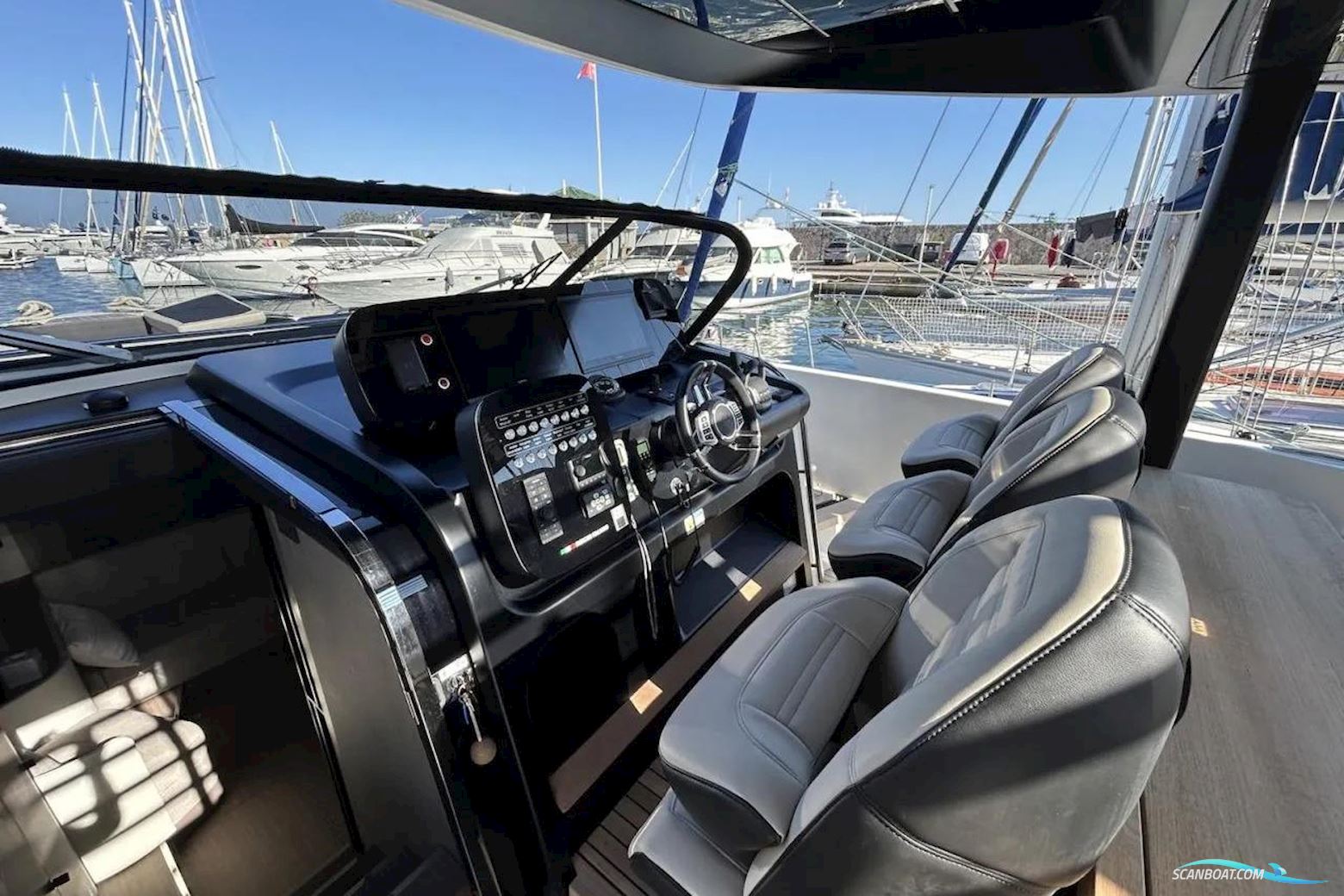 Cranchi A46 Luxury Tender