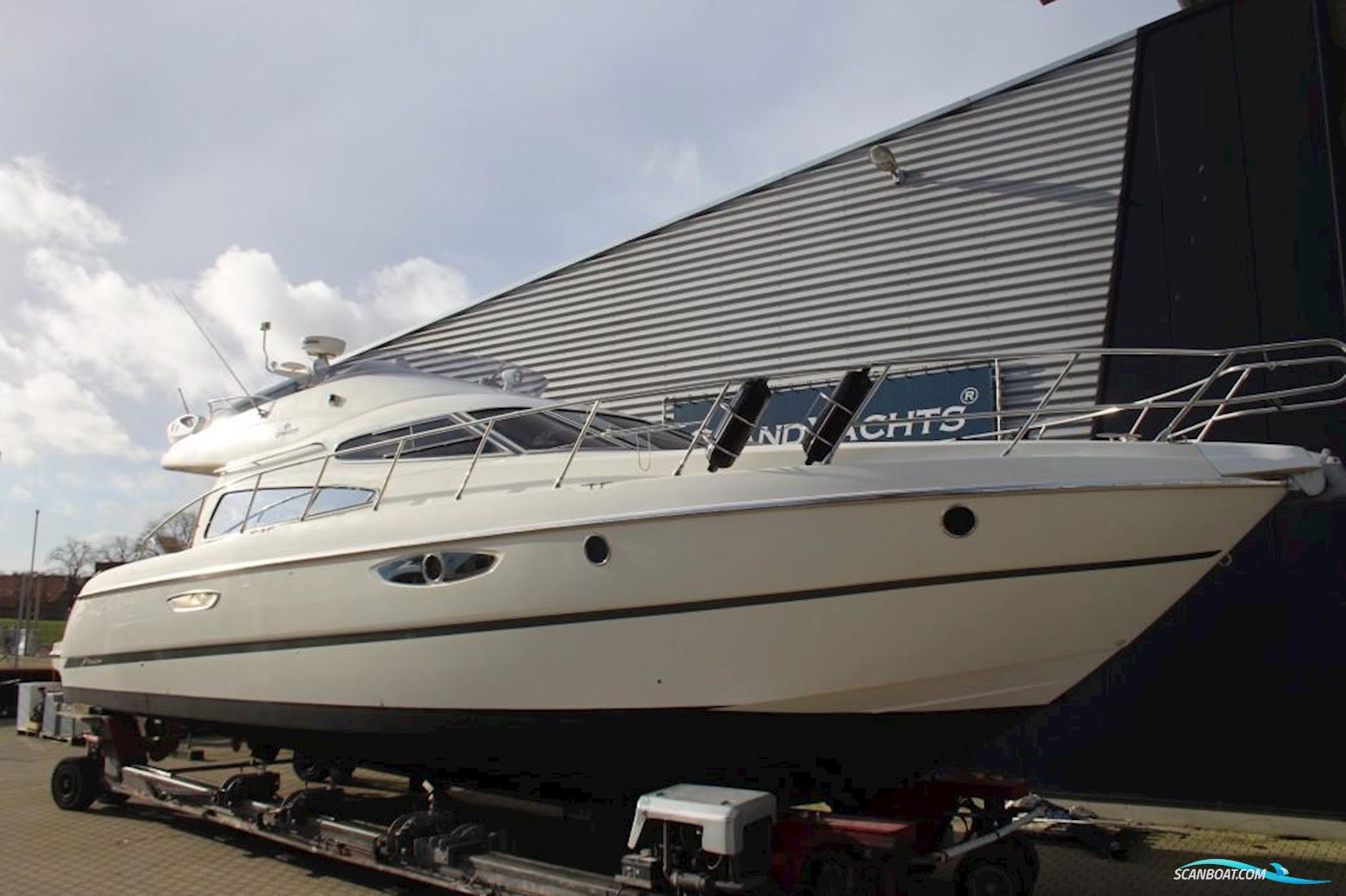 Cranchi Atlantique 50 Motorboat 2008, with Volvo Penta engine, The Netherlands
