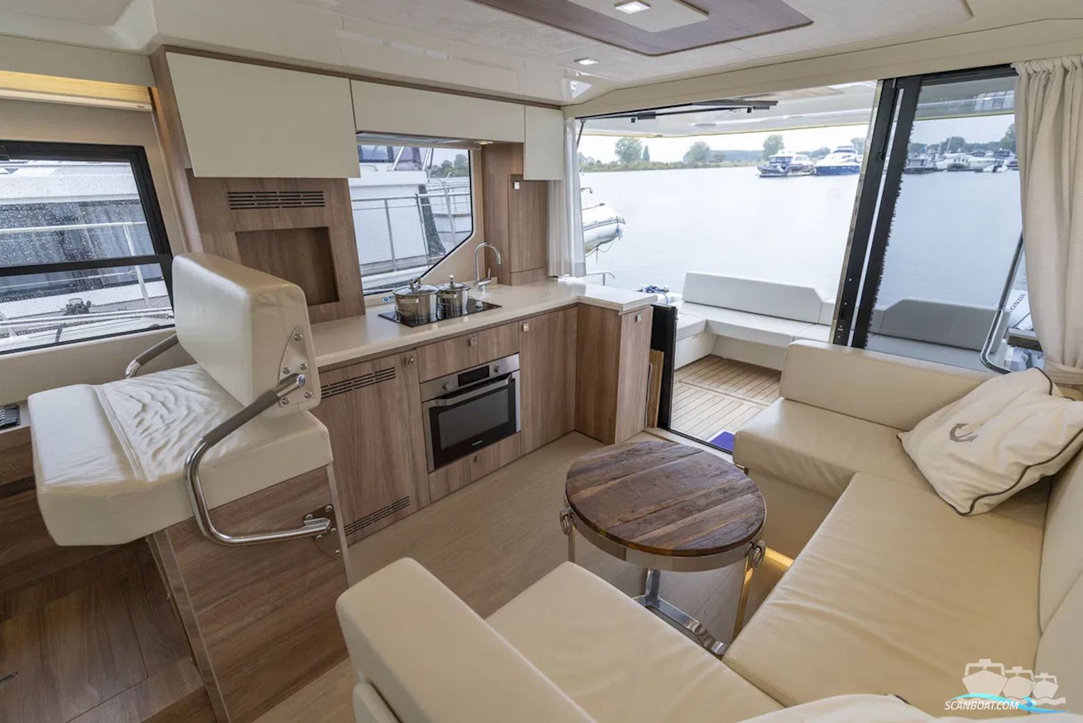 Cranchi Eco Trawler 43 Long Distance