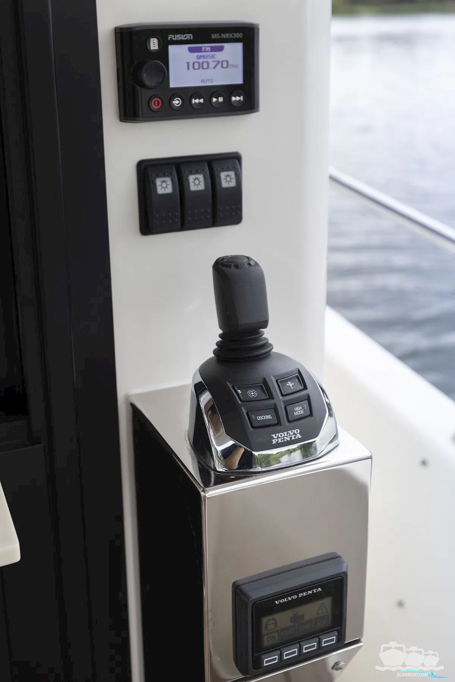 Cranchi Eco Trawler 43 Long Distance