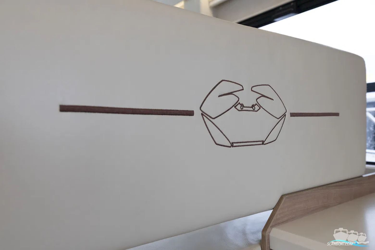 Cranchi Eco Trawler 43 Long Distance