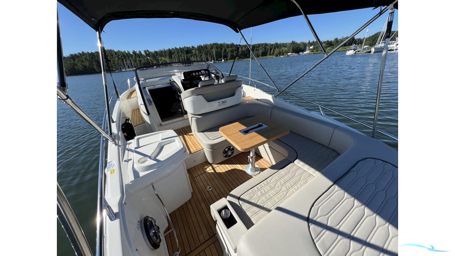 Cranchi Endurance 30