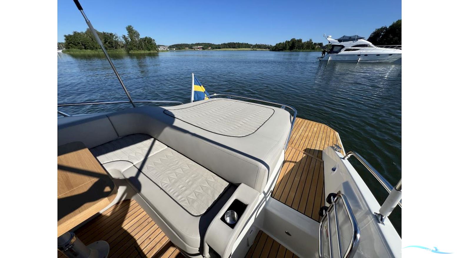 Cranchi Endurance 30