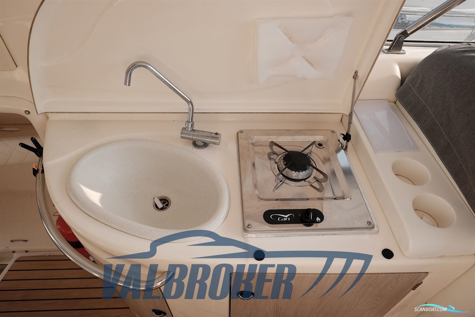 Cranchi Endurance 39