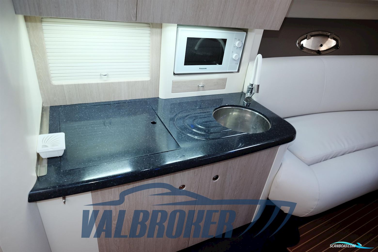 Cranchi Endurance 39